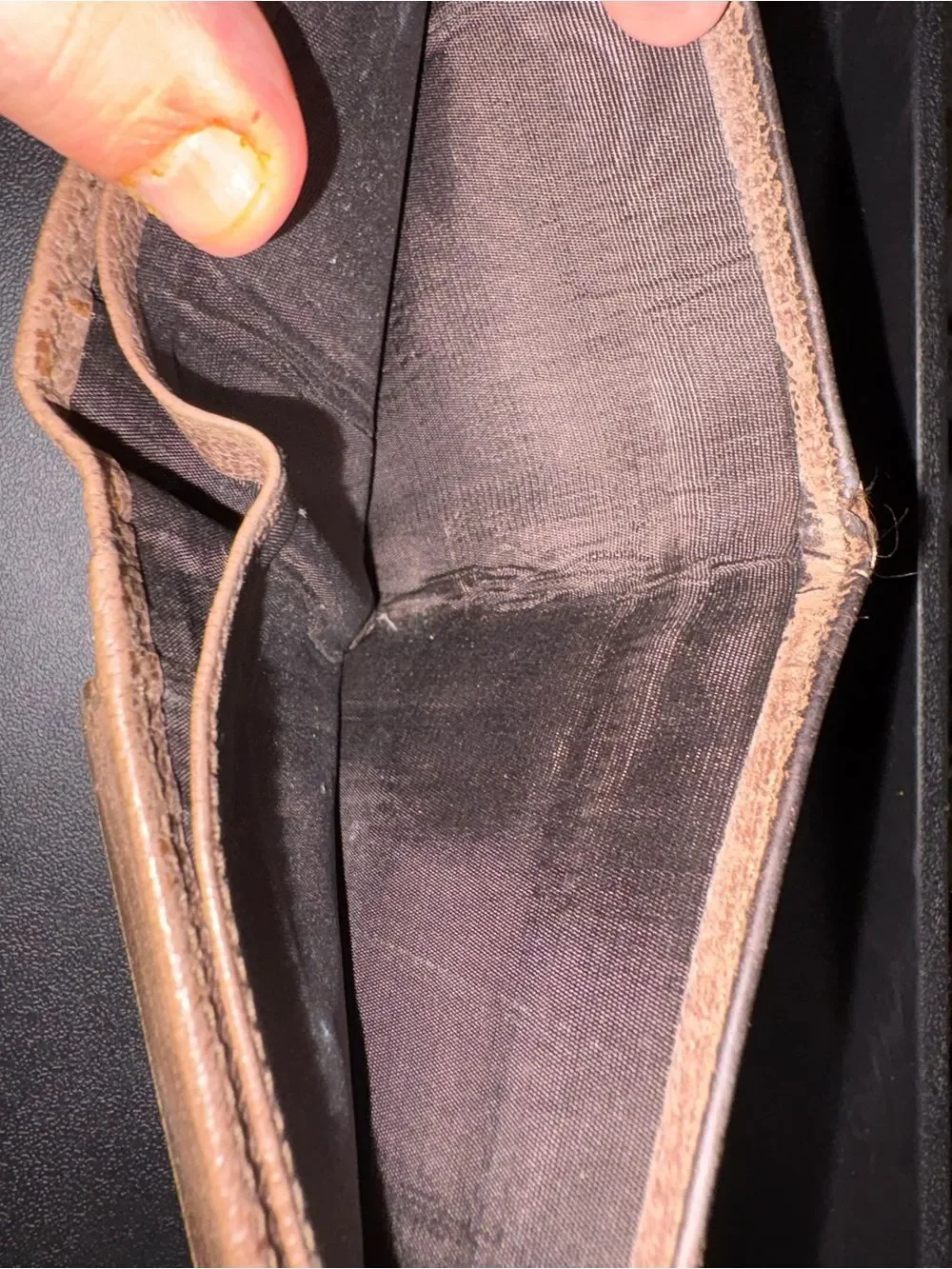 Gucci mens compact